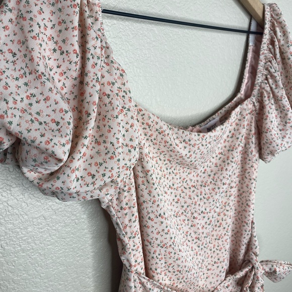 Princess Polly Annie Mini Dress in Pink / Floral / Dainty / Summer/ Size 4 Small - Picture 5 of 8